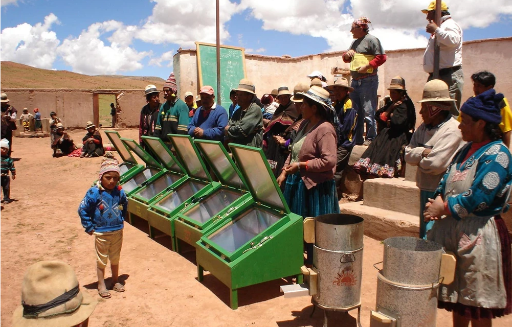 Verbesserte Lebensqualität durch effiziente Solarkocher in Bolivien